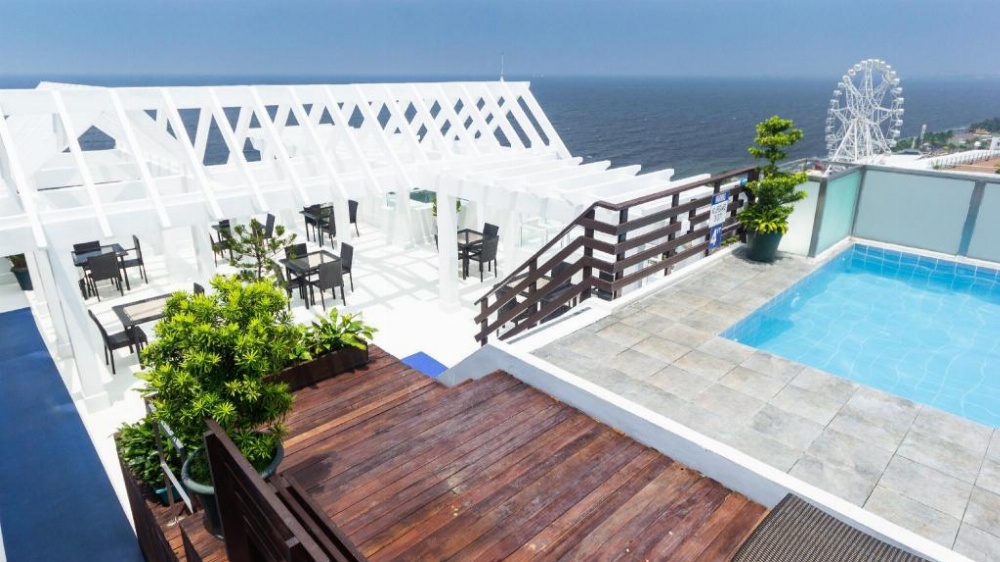 Microtel Inn & Suites By Wyndham Manila/At Mall Of Asia