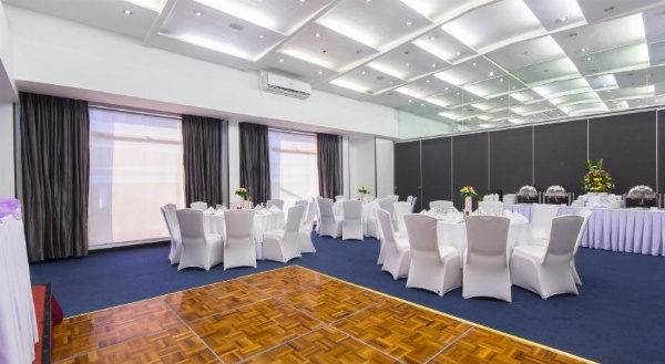 Microtel Inn & Suites By Wyndham Manila/At Mall Of Asia image 38