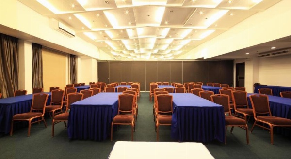 Microtel Inn & Suites By Wyndham Manila/At Mall Of Asia image 41